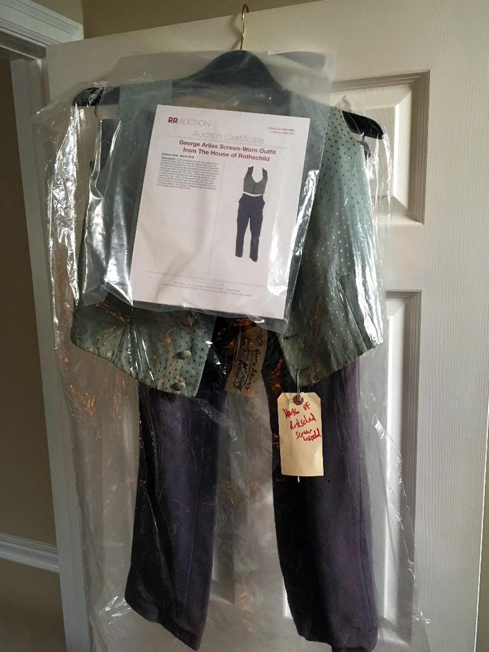 Rothschild Costume Set